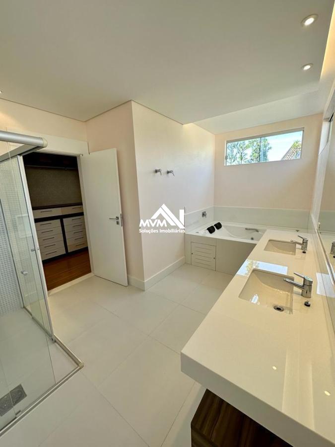 Sobrado à venda com 4 quartos, 365m² - Foto 11
