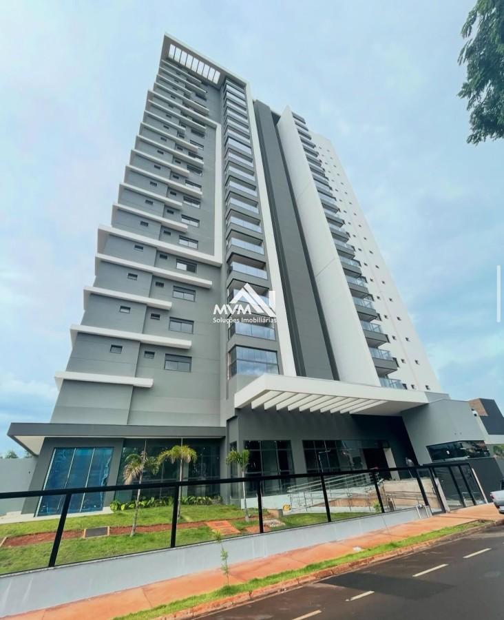 Apartamento para alugar com 3 quartos, 131m² - Foto 2