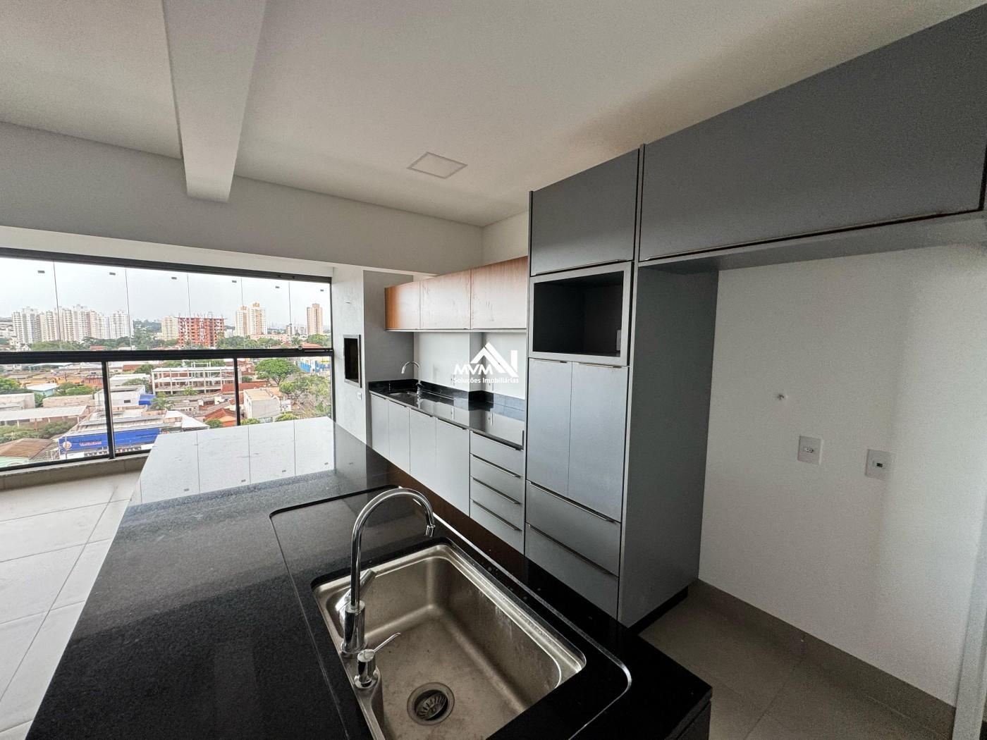 Apartamento para alugar com 3 quartos, 131m² - Foto 12