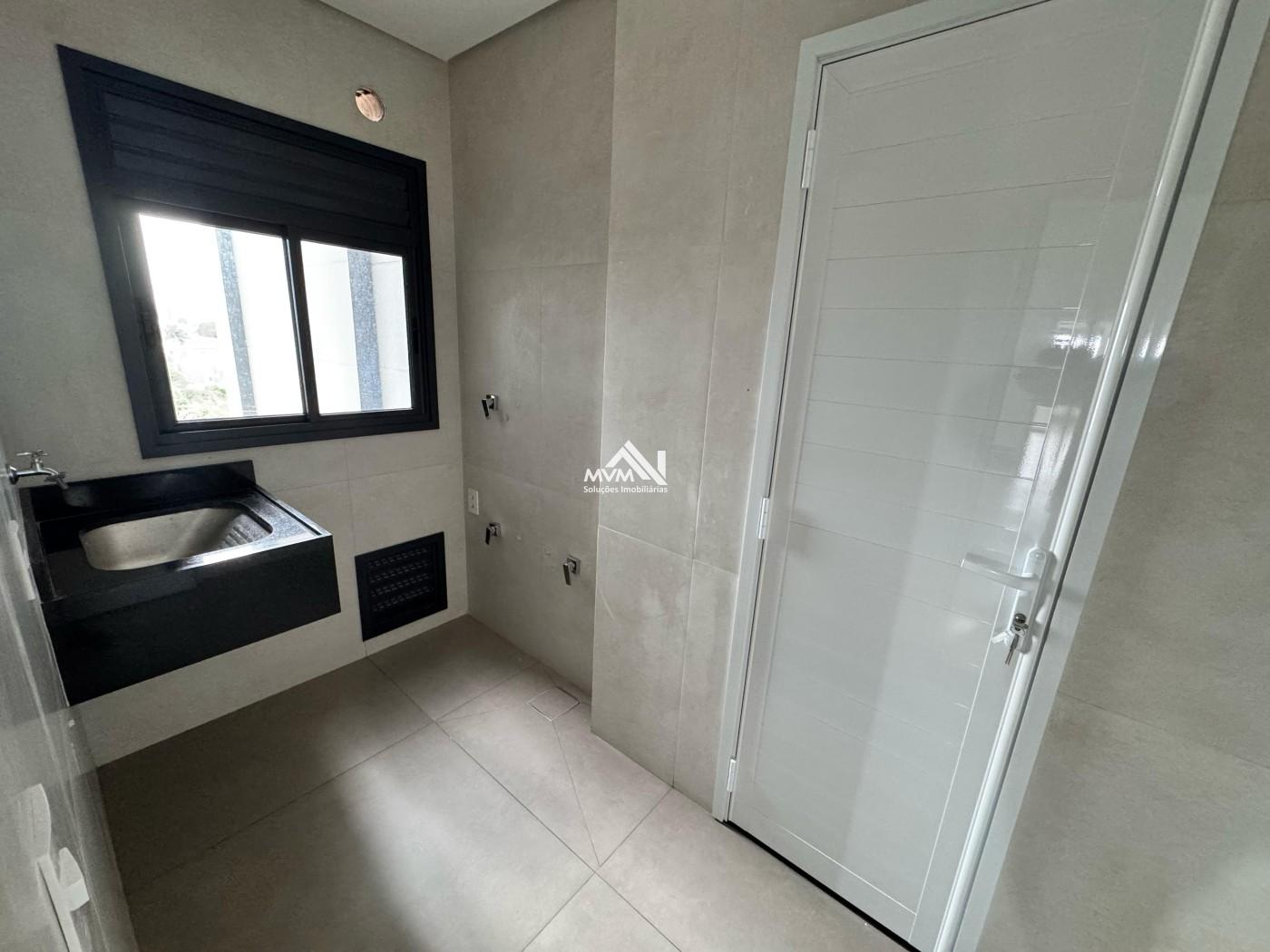 Apartamento para alugar com 3 quartos, 131m² - Foto 15