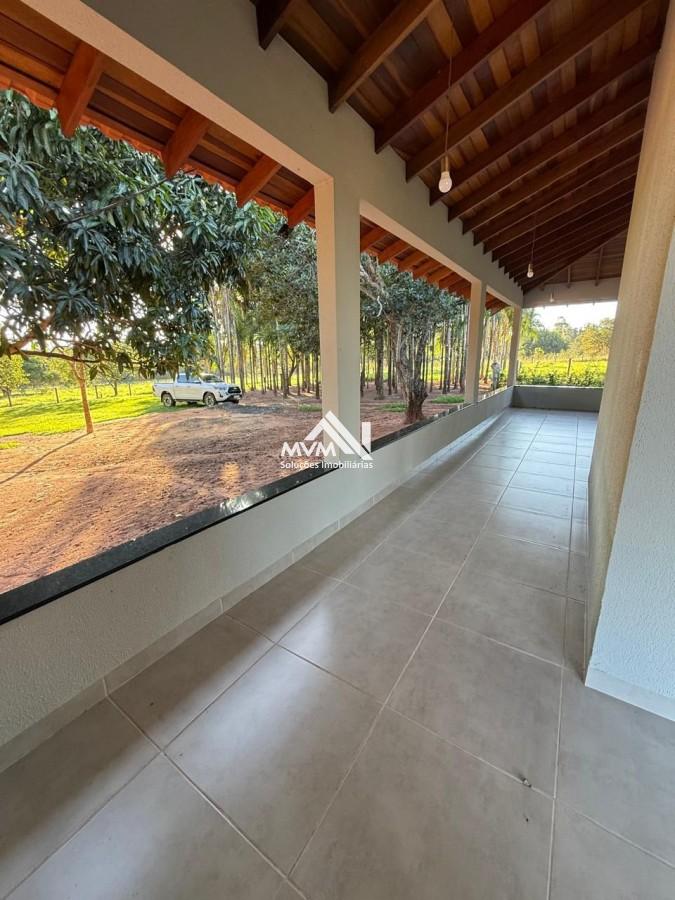 Chácara à venda com 2 quartos, 145000m² - Foto 9